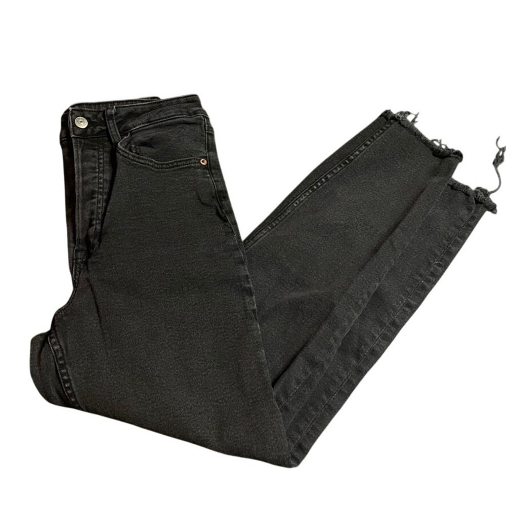 H&M Divided Black High Waisted‎ Raw Hem Straight Leg Jeans 8 Button Fly Medium